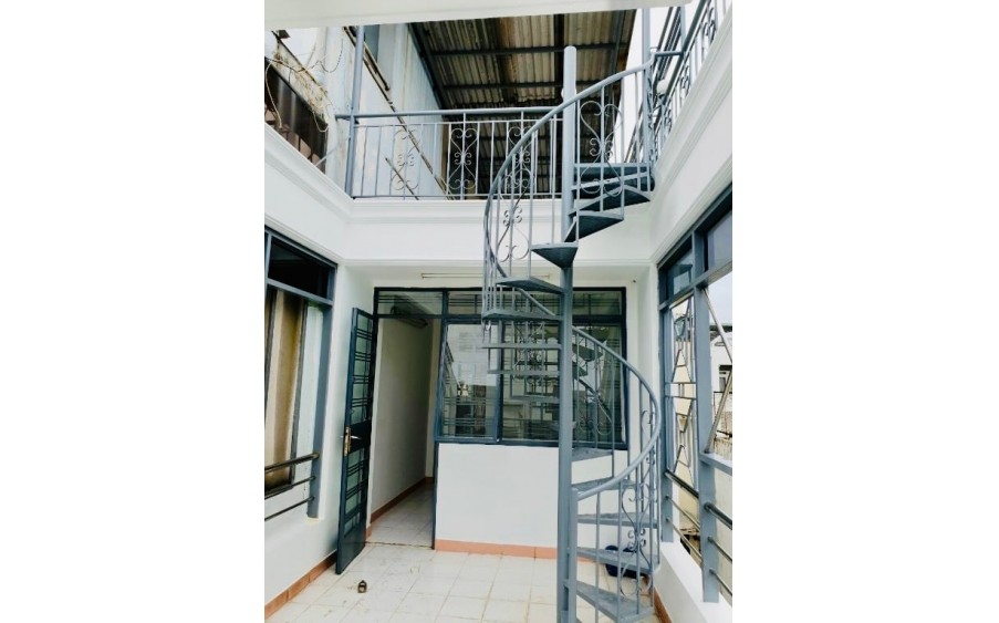 Siêu phẩm Nhà Đẹp 5 Tầng, 7PN, Hẻm 5M, Khu Vip Phú Nhuận giáp Quận 3